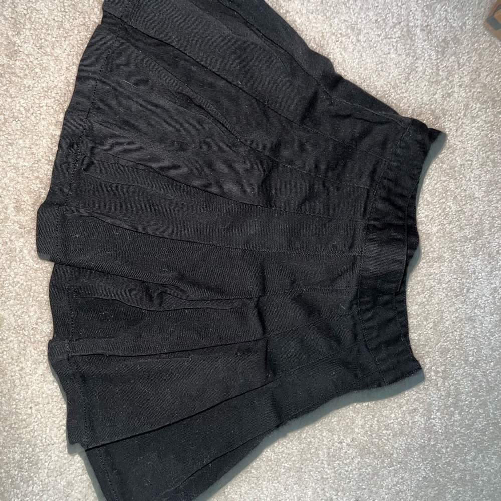 Brandy Melville Pleated Skirt